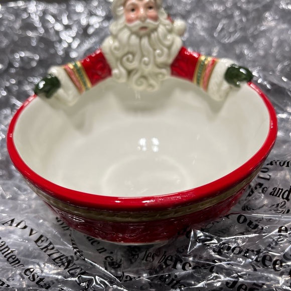 Fitz & Floyd Crimson Candy Nut Bowl Handcrafted Hand Painted 2016 Santa Holiday - Picture 4 of 6